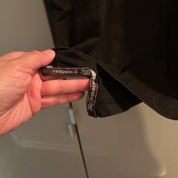 Burberry XL (Youth) Blue with Green collar Polo Shirt - Picture 2 of 5